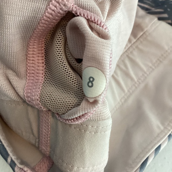 Lululemon Cool to Street Bra Banana Leaf Blush Quartz Size 8 - Picture 6 of 6